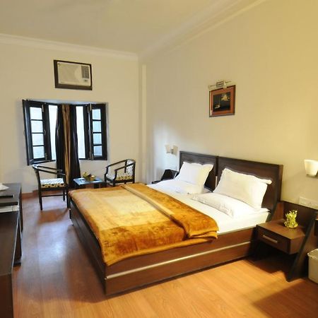 Hotel Hong Kong Inn Amritsar Dış mekan fotoğraf