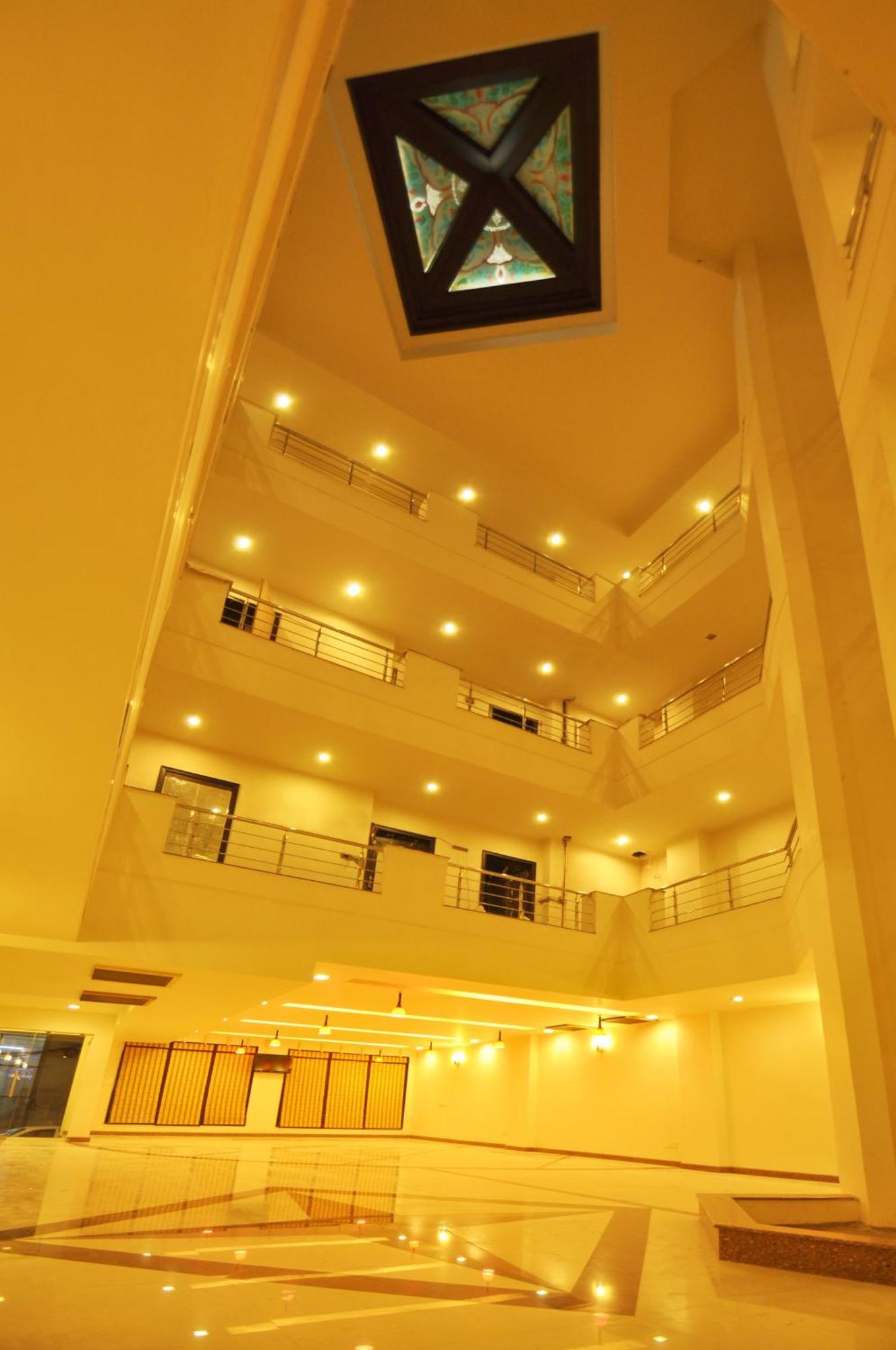Hotel Hong Kong Inn Amritsar Dış mekan fotoğraf
