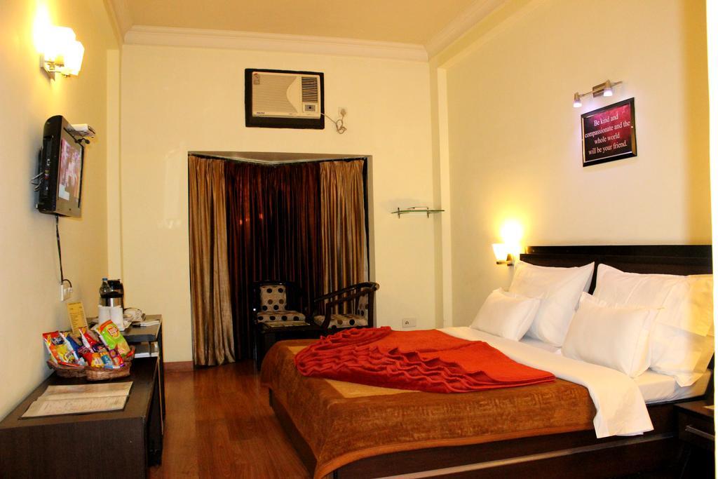 Hotel Hong Kong Inn Amritsar Dış mekan fotoğraf