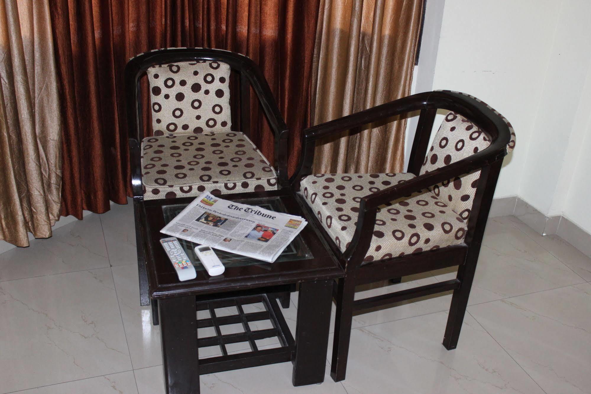 Hotel Hong Kong Inn Amritsar Dış mekan fotoğraf