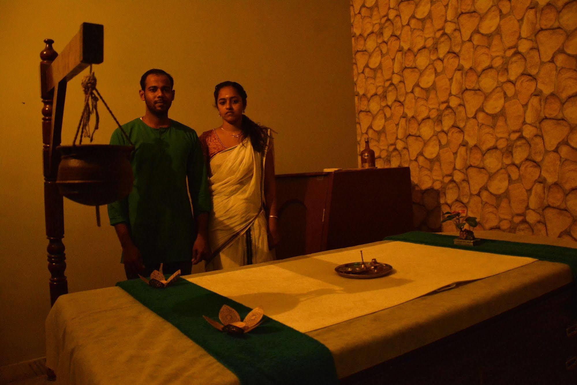 Hotel Hong Kong Inn Amritsar Dış mekan fotoğraf